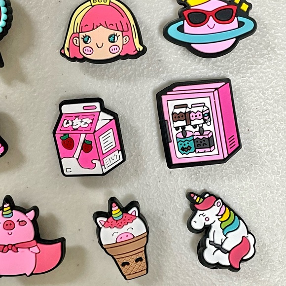 Kawaii Pink and Rainbow Unicorn Shoe Charms for Crocs - Picture 5 of 7